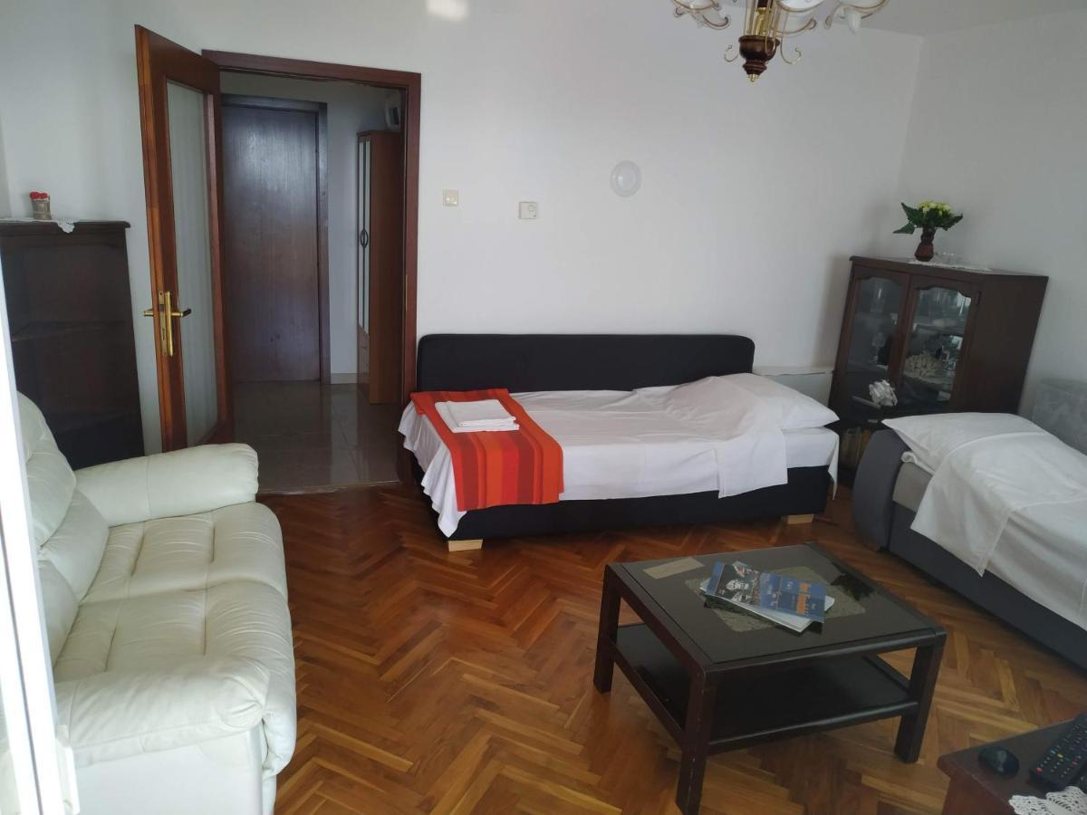 Apartments Marino Novi Vinodolski Eksteriør billede